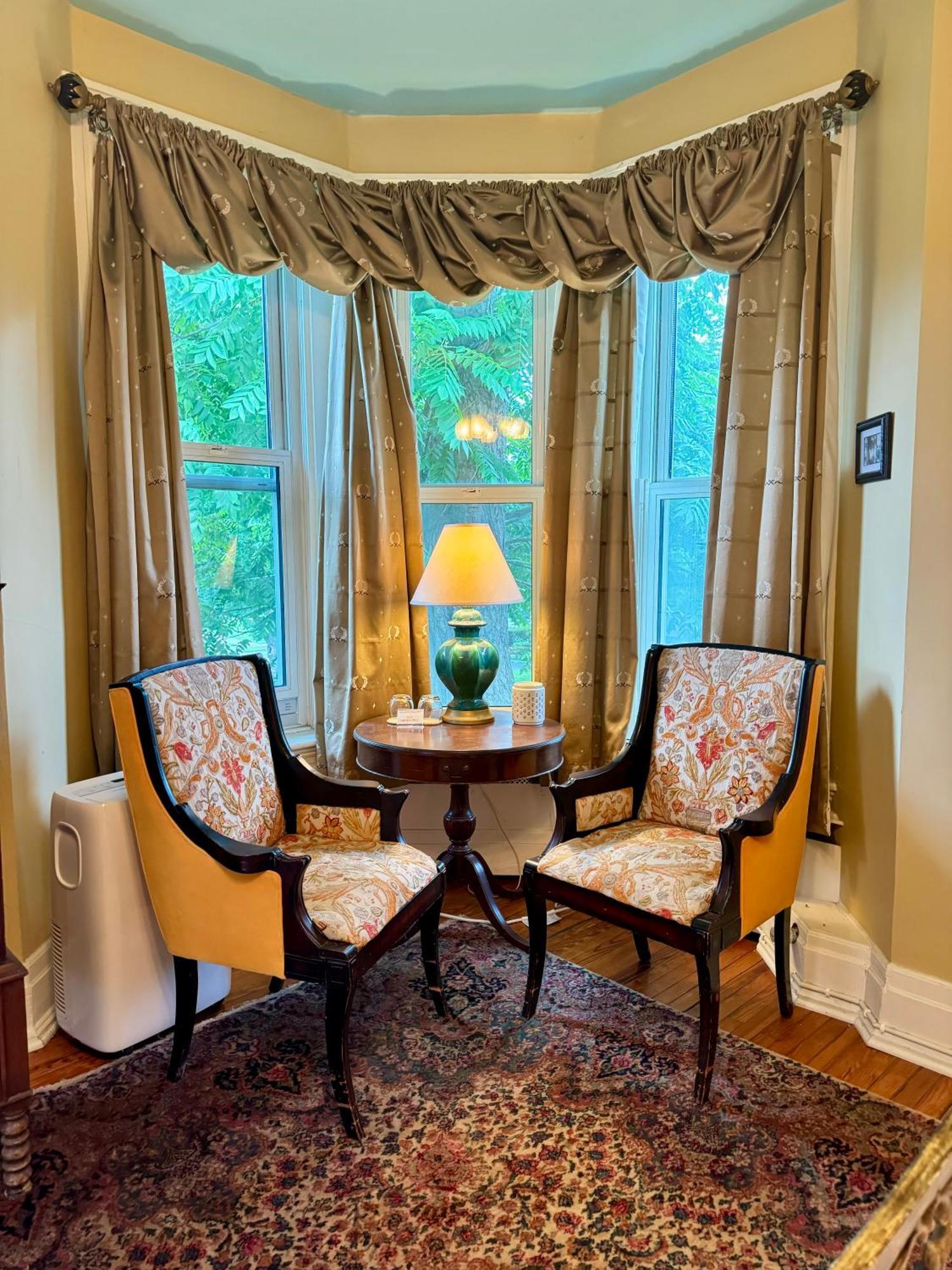 The Edwards Waterhouse Inn Fredonia Buitenkant foto