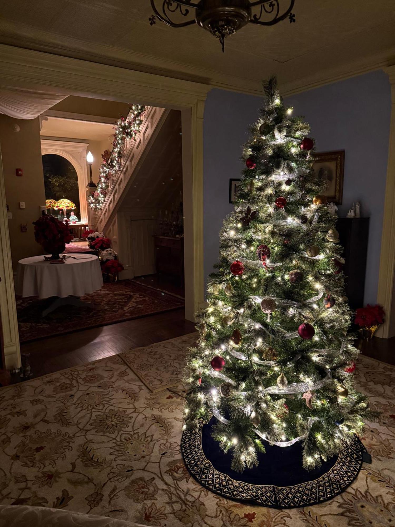 The Edwards Waterhouse Inn Fredonia Buitenkant foto